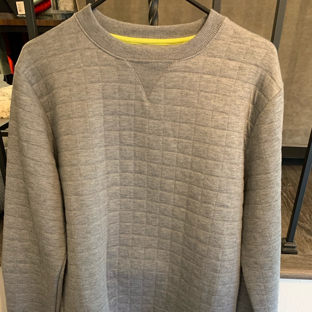 Grey textures Crew neck